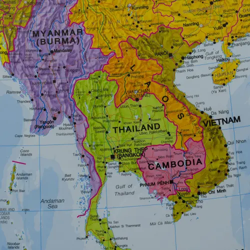 Azja mapa ścienna polityczna na podkładzie do wpinania 1:11 000 000