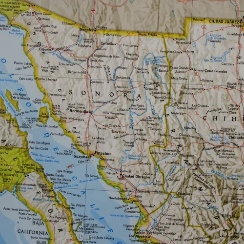 Meksyk Classic mapa ścienna polityczna na podkładzie magnetycznym 1:4 370 000