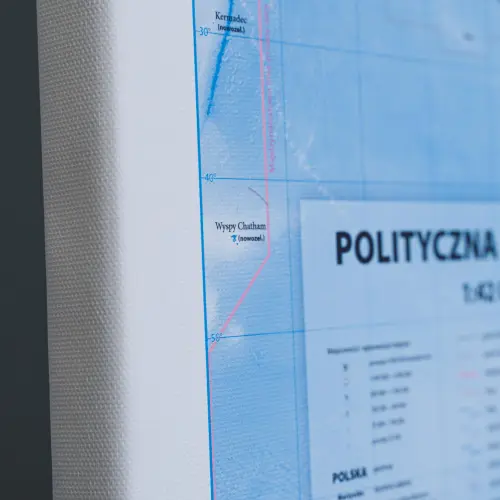 Świat polityczny - mapa ścienna na płótnie Canvas, 1:42 000 000