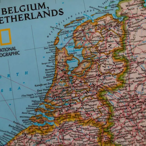 Francja, Belgia, Holandia Classic mapa ścienna polityczna arkusz laminowany 1:1 955 000