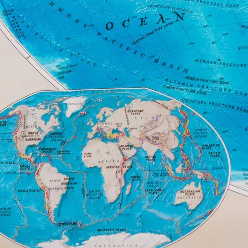 Świat mapa ścienna fizyczna arkusz papierowy 1:45 500 000