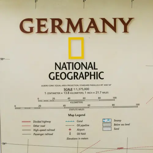 Niemcy Executive mapa ścienna polityczna arkusz papierowy 1:1 375 000