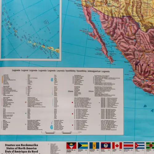 Ameryka Północna mapa ścienna polityczna arkusz papierowy 1:8 000 000
